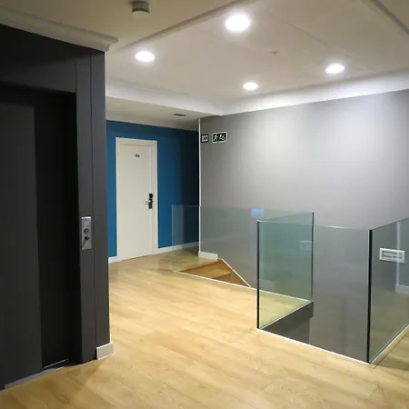 Hotel Don Claudio 3*